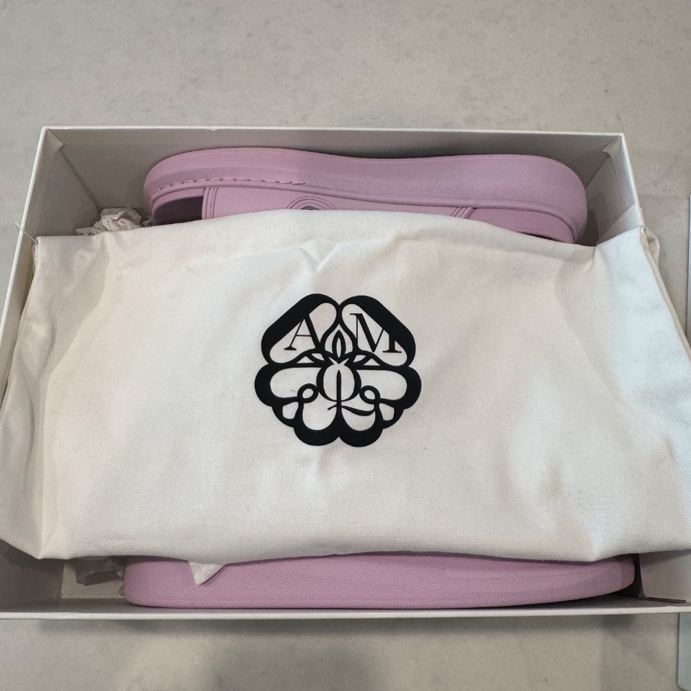 NEW in box Alexander McQueen Rubber sandal size EU 38.5 US 8.5 8 Lilac Silver - Picture 4 of 10
